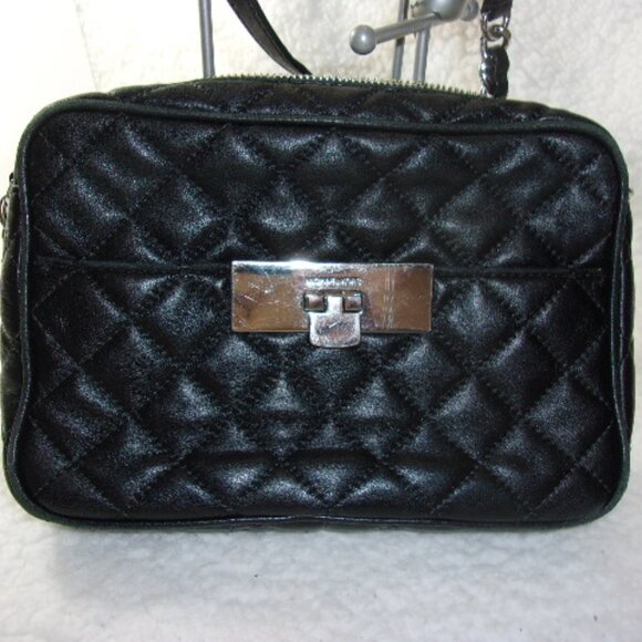 E-145 MICHAEL KORS SUSANNAH MEDIUM QUILTED LEATHER BAG - Picture 1 of 12